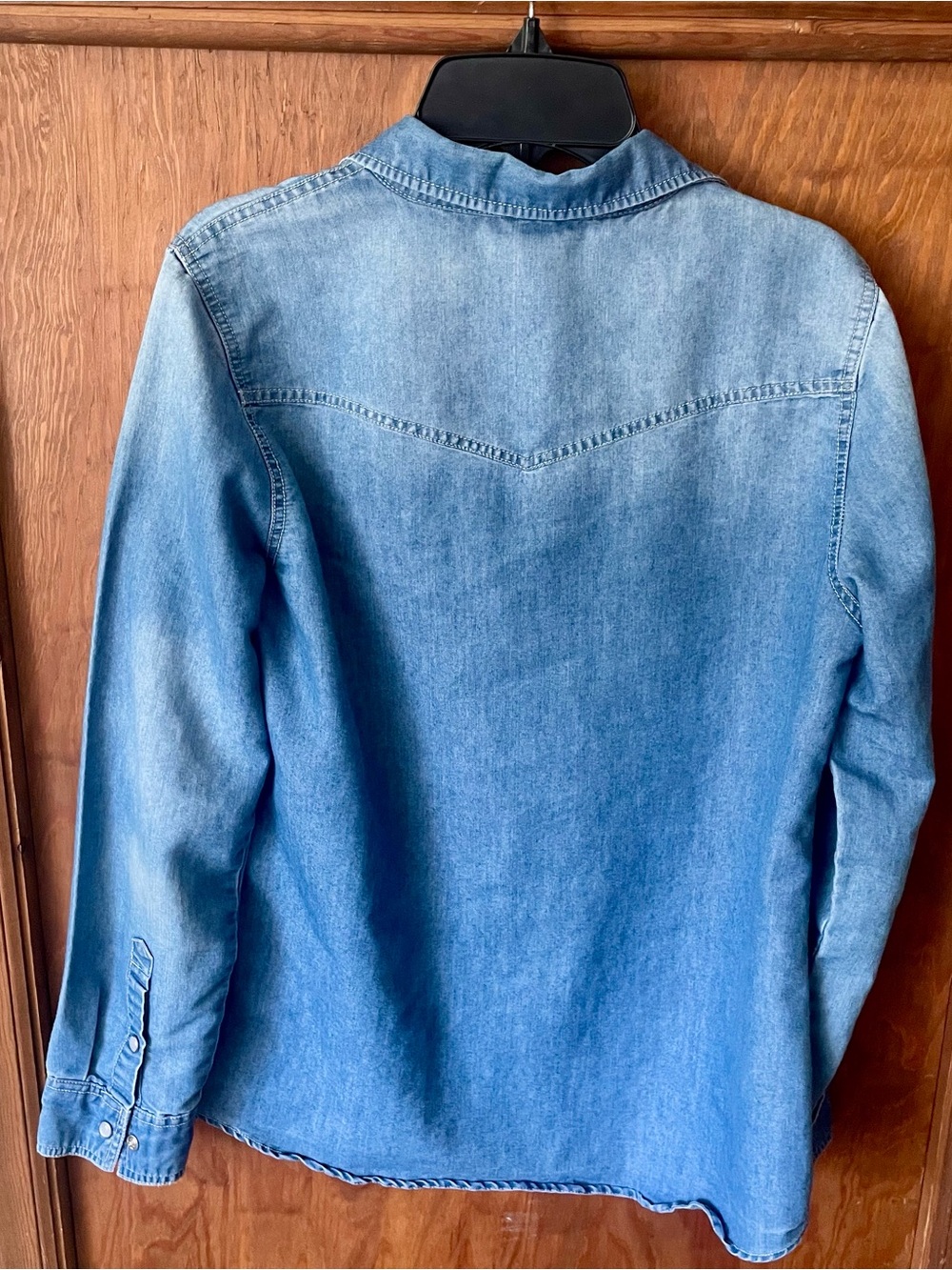 Rue21 Blue Cotton Denim Style Button Down Size Medium - Picture 7 of 8